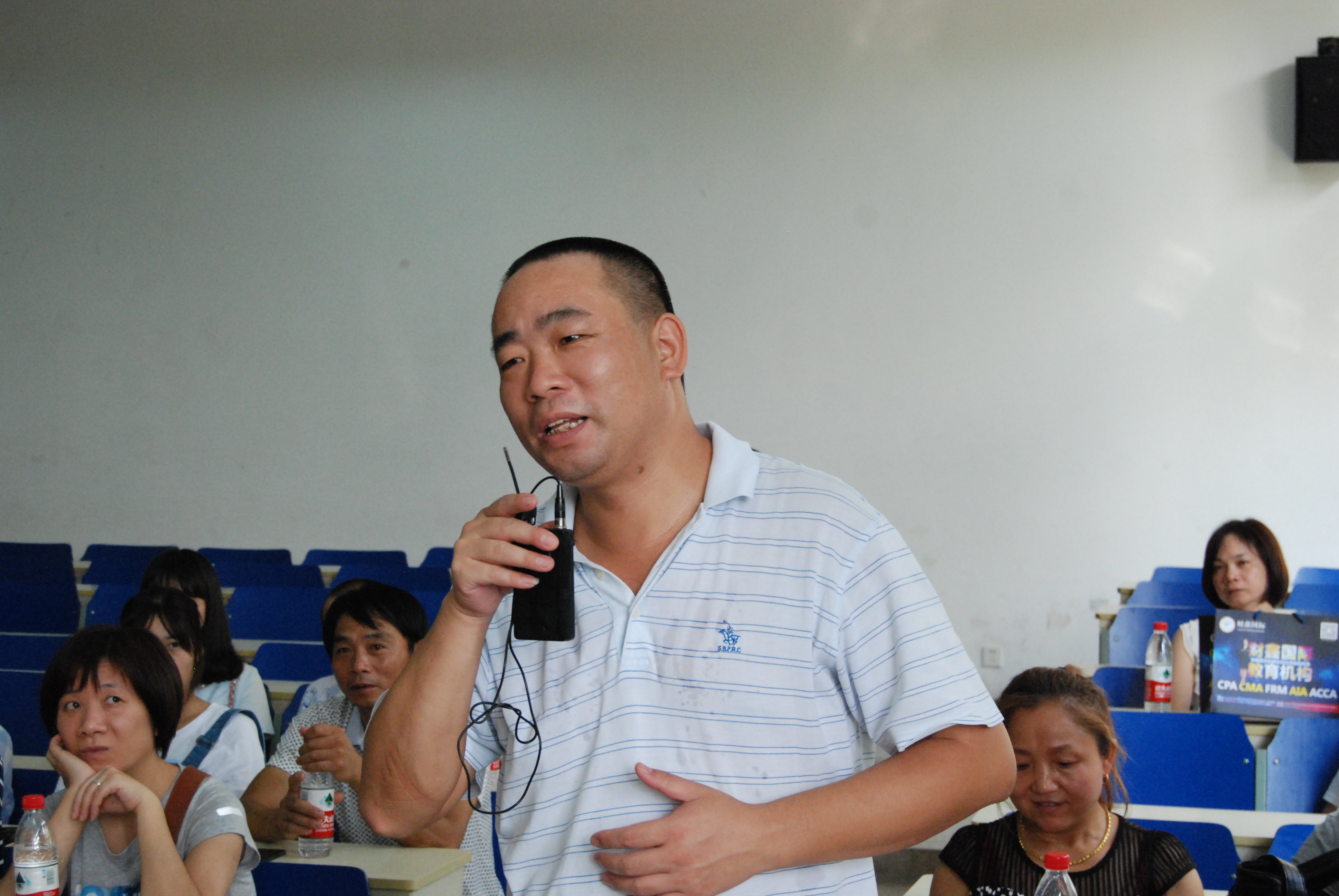 williamhill英国2016级新生家长见面会成功举行